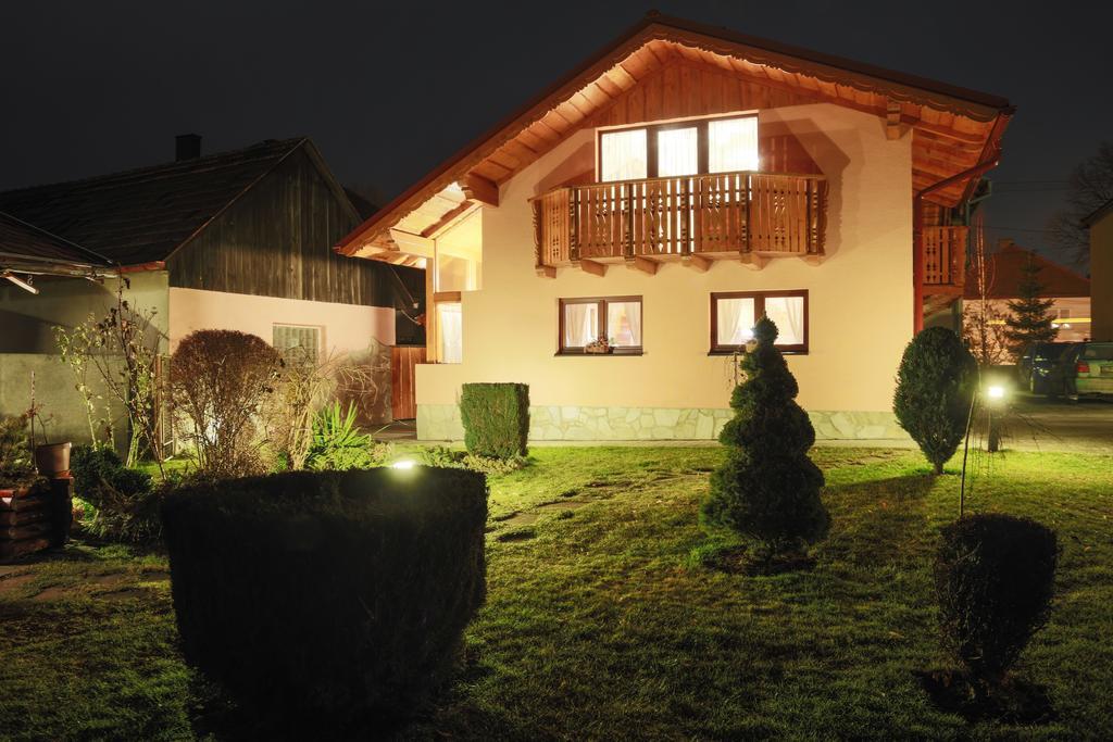Apartman Matej Липтовски-Микулаш Экстерьер фото
